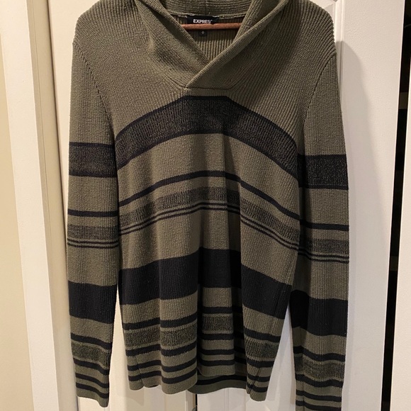 Express Men’s shawl collar sweater. Never worn. - Picture 2 of 3